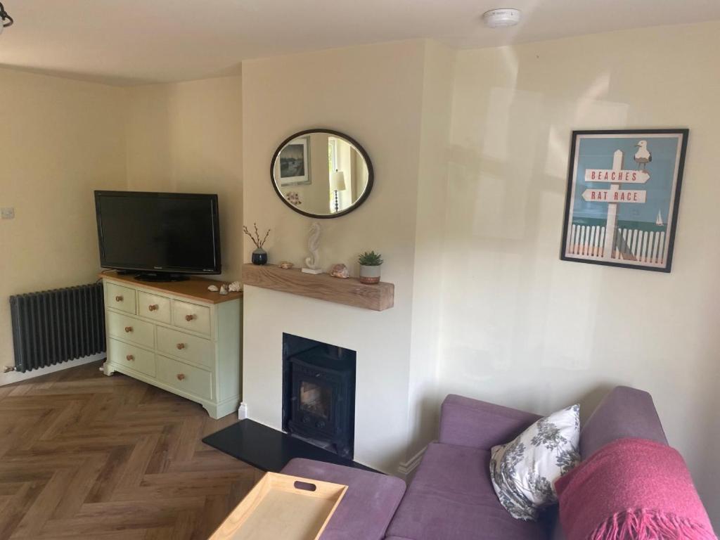 Lovely Quiet Cottage Sleeps 4 Adults, 4 Children, Dog Friendly Cley next the Sea Luaran gambar