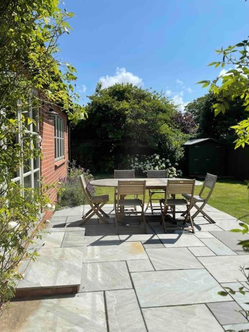 Lovely Quiet Cottage Sleeps 4 Adults, 4 Children, Dog Friendly Cley next the Sea Luaran gambar